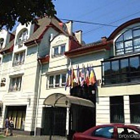 Elite Hotel Oradea Exteriér fotografie