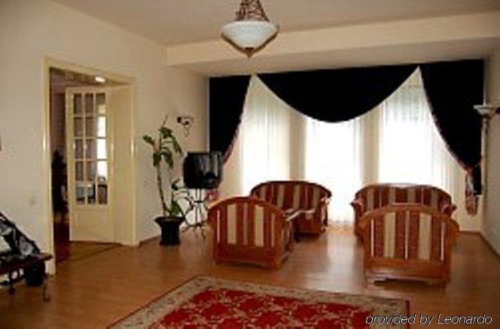 Elite Hotel Oradea Pokoj fotografie